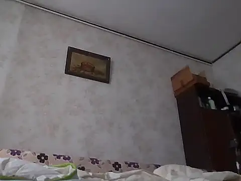 mariusica1xh online show from January 11, 2026, 12:01 pm