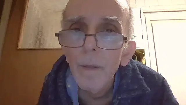 mariusica1xh online show from February 25, 2026, 7:14 pm