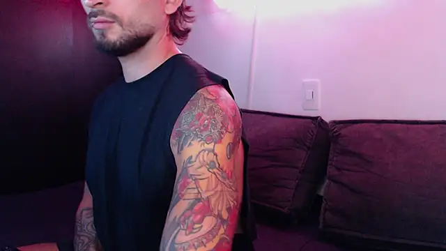 Snapshot of marco_allison43 chatting on February 14, 2026, 11:05 pm marco allison43 online show from February 14, 2026, 11:05 pm