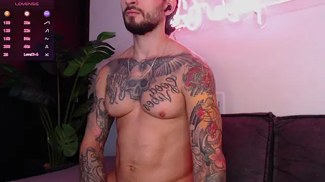 Snapshot of marco_allison43 chatting on February 27, 2026, 6:52 pm marco allison43 online show from February 27, 2026, 6:52 pm