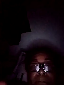 Snapshot of CafeCaliente69 chatting on October 1, 2025, 3:44 am CafeCaliente69 online show from October 1, 2025, 3:44 am