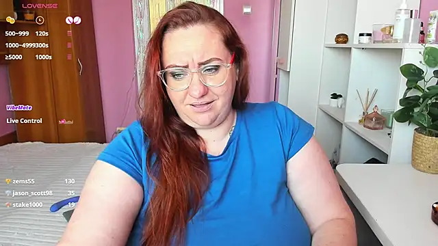 lovely adelle online show from February 2, 2025, 10:35 am