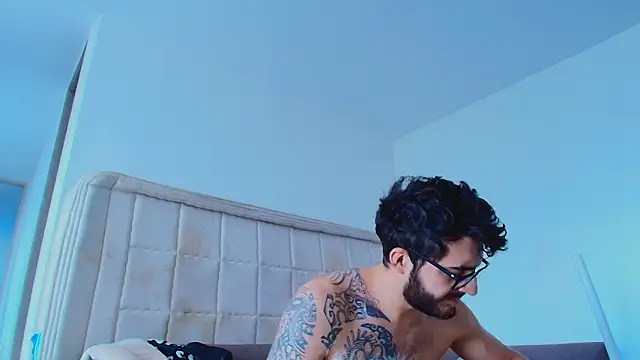 thomas gun online show from March 14, 2026, 6:36 pm