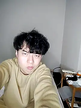 Snapshot of whitebriefboy chatting on February 17, 2025, 6:28 pm whitebriefboy online show from February 17, 2025, 6:28 pm