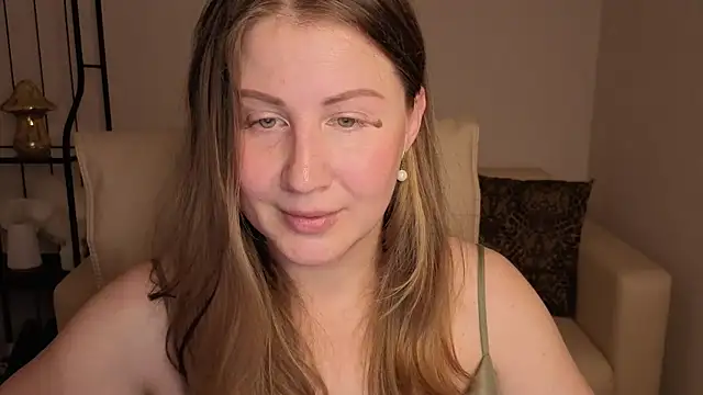 Snapshot of Helens_love chatting on September 18, 2025, 1:19 am Helens love online show from September 18, 2025, 1:19 am