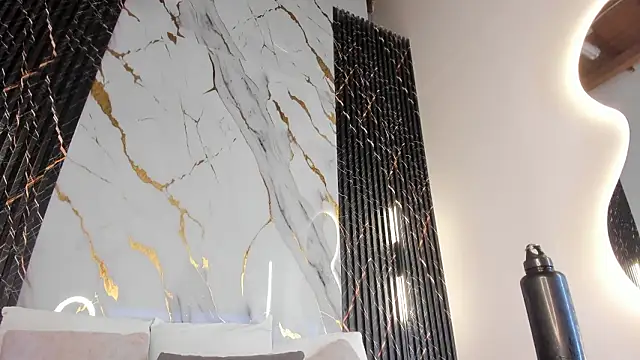 Snapshot of ebony_hot1 chatting on February 27, 2026, 1:22 pm ebony hot1 online show from February 27, 2026, 1:22 pm