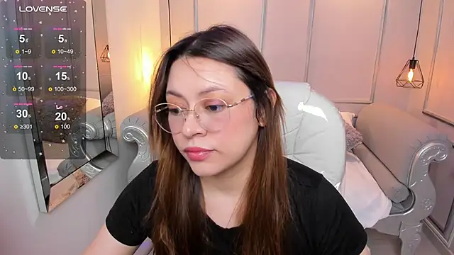 Snapshot of Lanna18 chatting on September 22, 2025, 11:49 am Lanna18 online show from September 22, 2025, 11:49 am