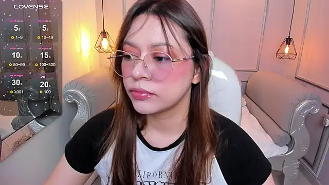 Snapshot of Lanna18 chatting on September 16, 2025, 11:55 am Lanna18 online show from September 16, 2025, 11:55 am