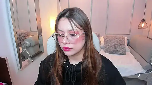 Snapshot of Lanna18 chatting on October 14, 2025, 11:44 am Lanna18 online show from October 14, 2025, 11:44 am