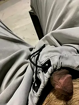 YawlingJingoist online show from December 14, 2025, 12:06 am