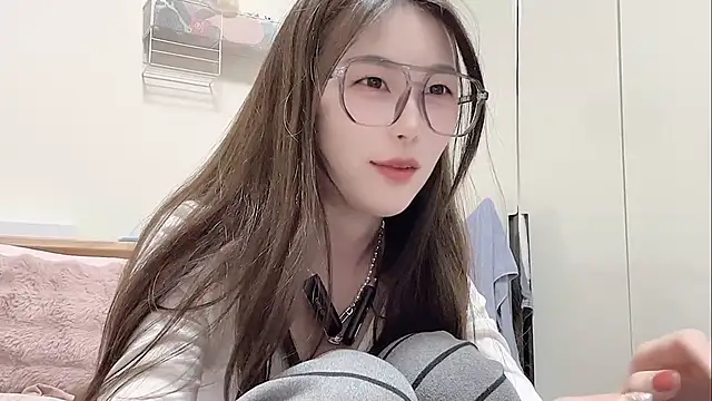 Sweet-Angel999 online show from March 12, 2026, 4:44 pm