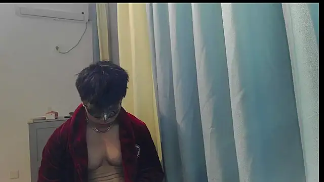 shuai321 online show from March 4, 2025, 1:49 pm