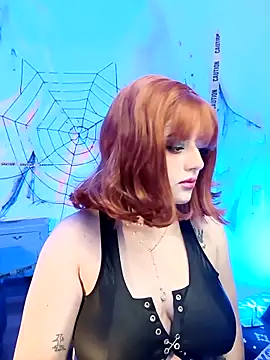 Snapshot of Lin-cute chatting on October 30, 2025, 4:44 am Lin-cute online show from October 30, 2025, 4:44 am