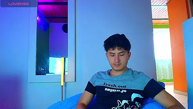 Snapshot of santyago_taylor chatting on November 27, 2025, 6:52 pm santyago taylor online show from November 27, 2025, 6:52 pm