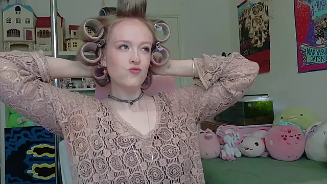 Snapshot of Daisy_Dollxo chatting on May 4, 2026, 8:00 pm Daisy Dollxo online show from May 4, 2026, 8:00 pm