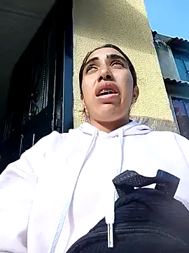 ifeelverywet andhot online show from February 7, 2025, 1:11 pm