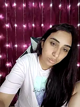 ifeelverywet andhot online show from April 30, 2026, 3:08 pm