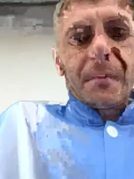 adrian90bi11 online show from May 9, 2026, 4:05 am