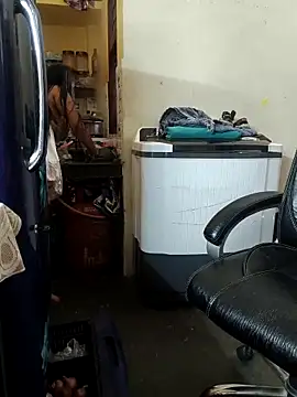 Madhavi mishra online show from November 22, 2025, 6:34 am