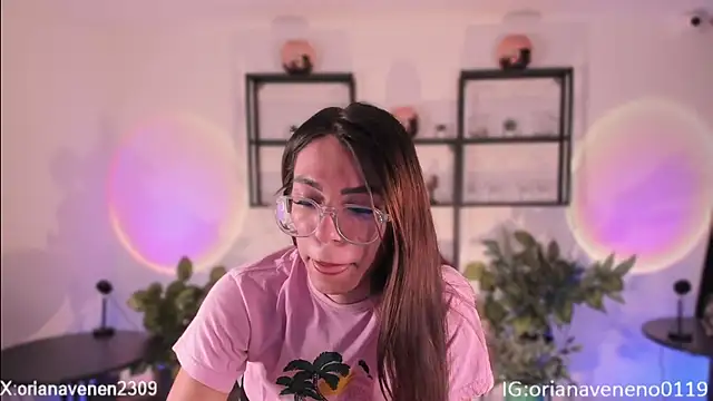 electra goddes online show from November 24, 2025, 12:10 am