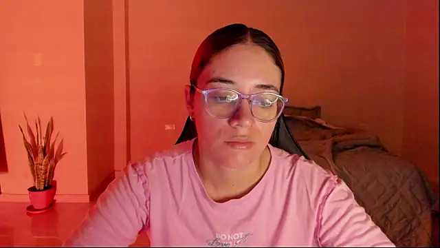 atenas 05  online show from February 19, 2026, 9:28 am