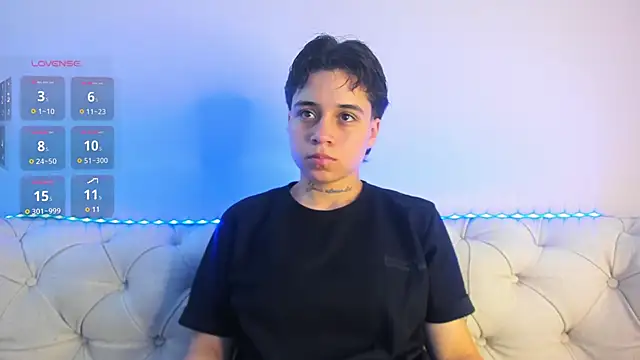 Snapshot of _lujan_ chatting on March 17, 2025, 7:26 pm lujan online show from March 17, 2025, 7:26 pm