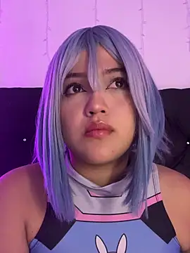 alisson carolina73 online show from December 23, 2025, 4:23 am