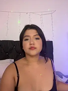 alisson carolina73 online show from October 31, 2025, 8:38 pm