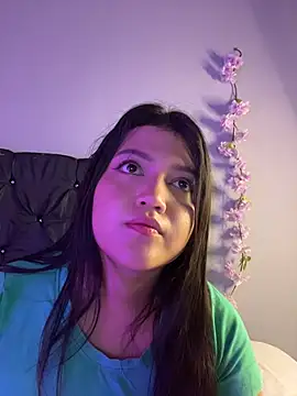 alisson carolina73 online show from June 18, 2026, 2:54 am