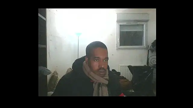 POPAYE972 online show from December 4, 2024, 6:33 pm