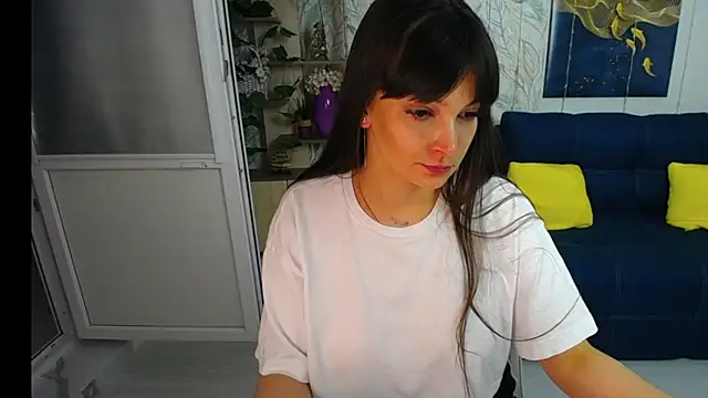 GoldenLadyyy online show from March 8, 2025, 10:22 am