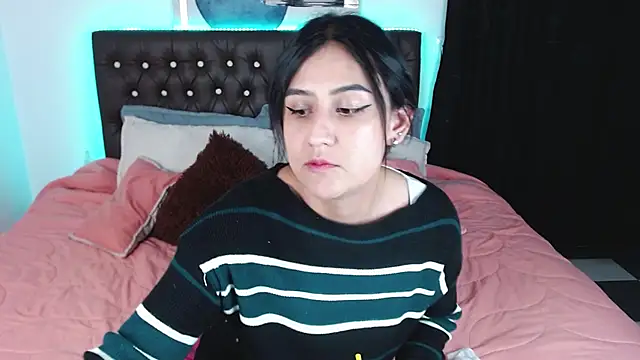 Snapshot of mia_aira chatting on February 28, 2025, 7:35 pm mia aira online show from February 28, 2025, 7:35 pm