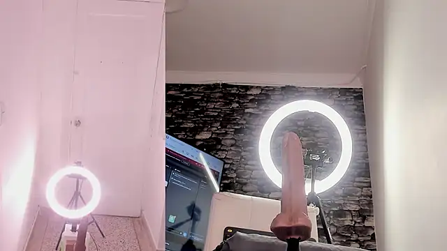 Snapshot of zoe_backer chatting on February 21, 2026, 11:23 am zoe backer online show from February 21, 2026, 11:23 am