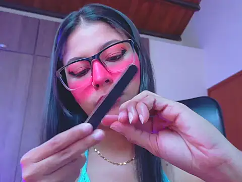 Snapshot of _ALLYSON18_ chatting on March 3, 2026, 11:39 am ALLYSON18 online show from March 3, 2026, 11:39 am