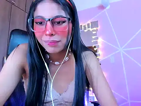 Snapshot of _ALLYSON18_ chatting on March 18, 2025, 2:39 pm ALLYSON18 online show from March 18, 2025, 2:39 pm