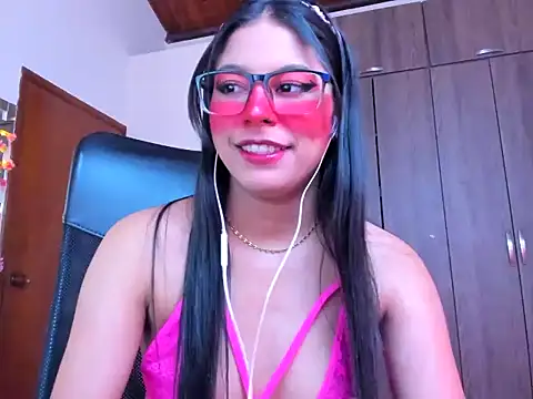 Snapshot of _ALLYSON18_ chatting on September 13, 2025, 11:21 am ALLYSON18 online show from September 13, 2025, 11:21 am