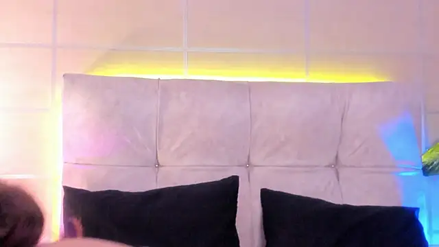 Karito-28 online show from October 14, 2025, 12:06 pm