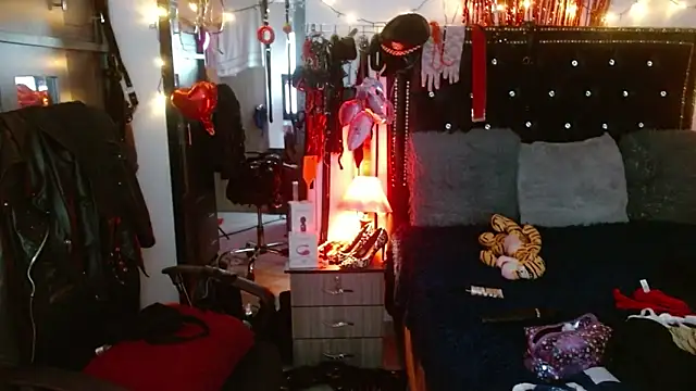 SamaraMartinez online show from February 6, 2026, 1:29 pm