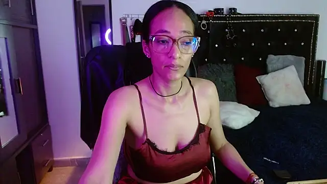 SamaraMartinez online show from November 9, 2025, 10:08 am