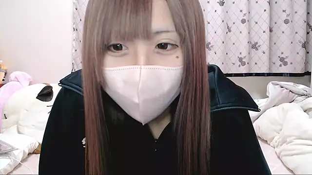  hiyor  online show from November 25, 2025, 8:20 pm