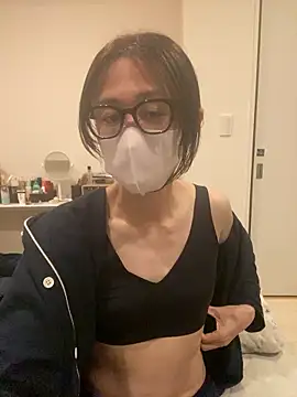 Snapshot of mel__mel chatting on March 29, 2026, 1:24 pm mel mel online show from March 29, 2026, 1:24 pm