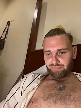 Danjamez1892 online show from February 8, 2025, 9:04 pm