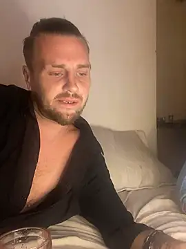 Danjamez1892 online show from March 8, 2025, 4:01 am