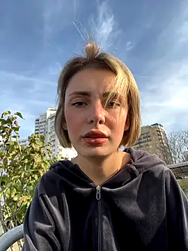 SandraCarter online show from November 21, 2025, 7:07 am