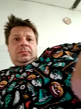 Snapshot of brbrrbrbrb chatting on March 7, 2026, 10:26 pm brbrrbrbrb online show from March 7, 2026, 10:26 pm