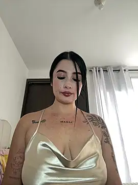 Snapshot of Libia_James chatting on May 25, 2026, 7:23 pm Libia James online show from May 25, 2026, 7:23 pm