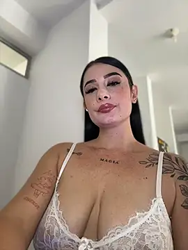 Snapshot of Libia_James chatting on July 20, 2026, 8:11 pm Libia James online show from July 20, 2026, 8:11 pm