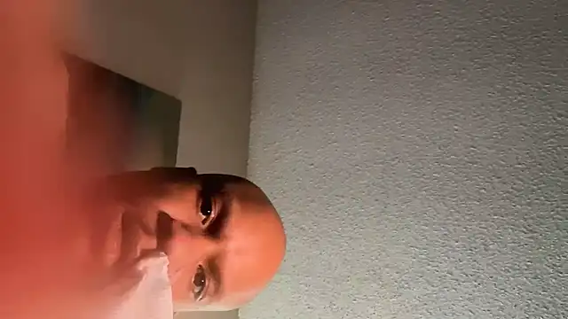 SexxyreddMale online show from January 22, 2025, 5:59 am