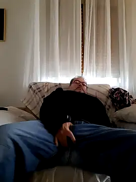 Snapshot of bluangelo chatting on March 11, 2025, 7:57 am bluangelo online show from March 11, 2025, 7:57 am