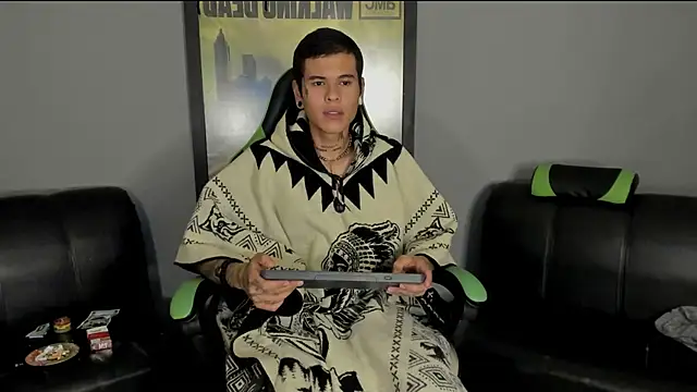 Snapshot of jamesinked_ chatting on February 26, 2025, 12:20 am jamesinked  online show from February 26, 2025, 12:20 am